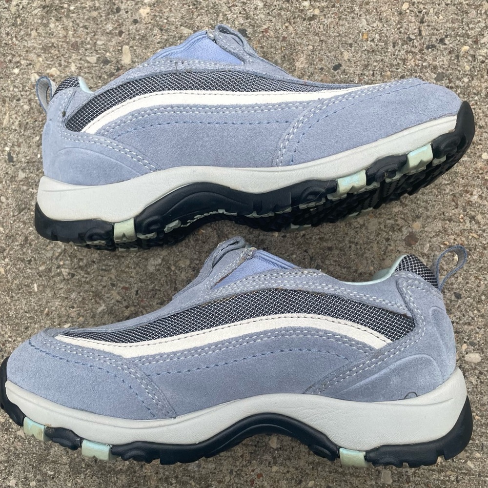 L.L. Bean   Woman’s Primaloft  Blue Slip Ons Size 6